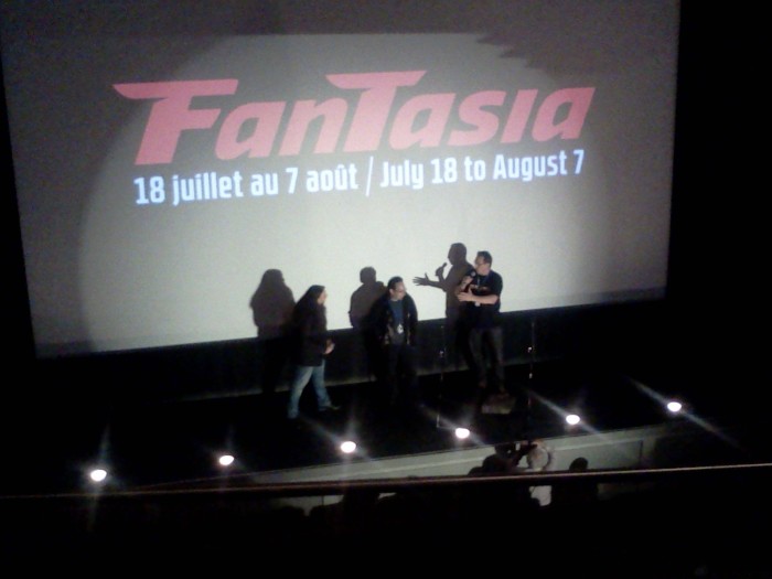 Gauche à droite: Mitch Davis, co-directeur du Festival Fantasia, avec Mike Mendez, réalisateur et 